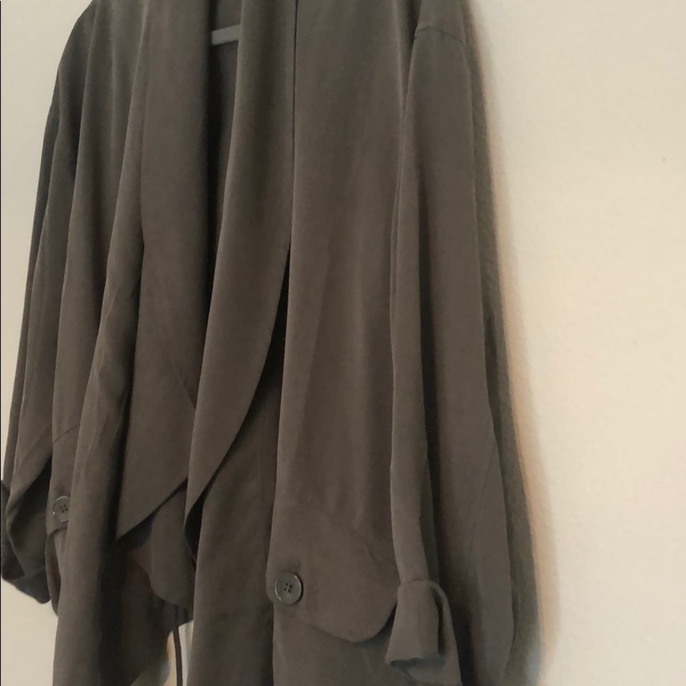 Jacket - Picture 3 of 6